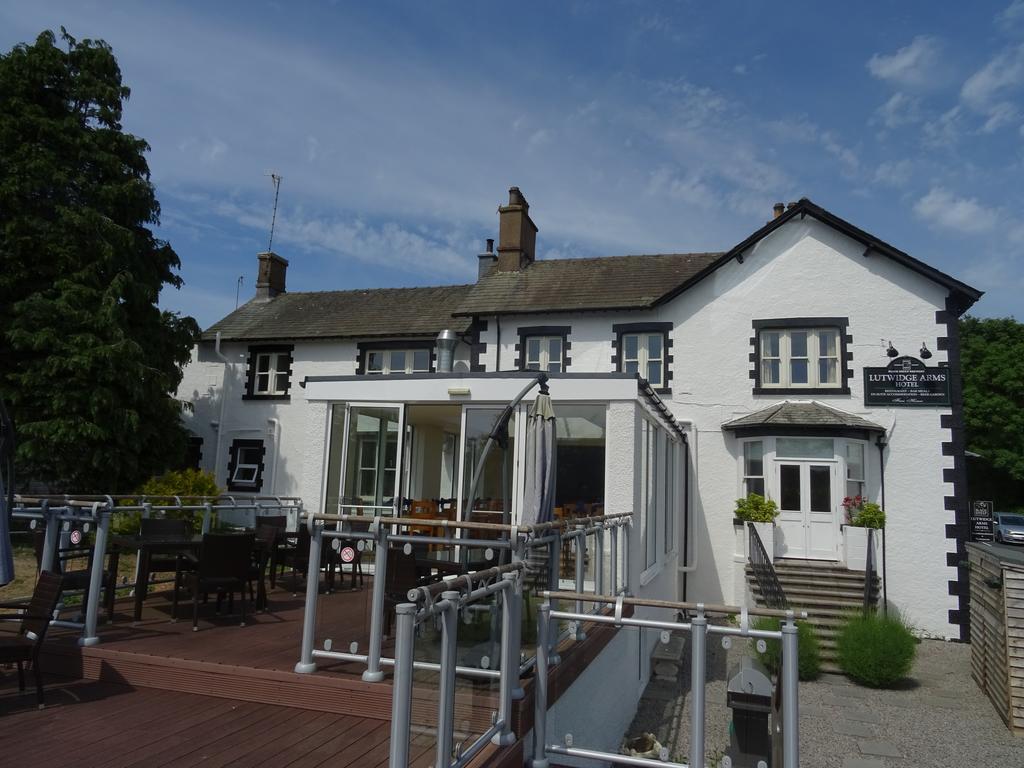 Hotel Lutwidge Arms à Holmrook Extérieur photo